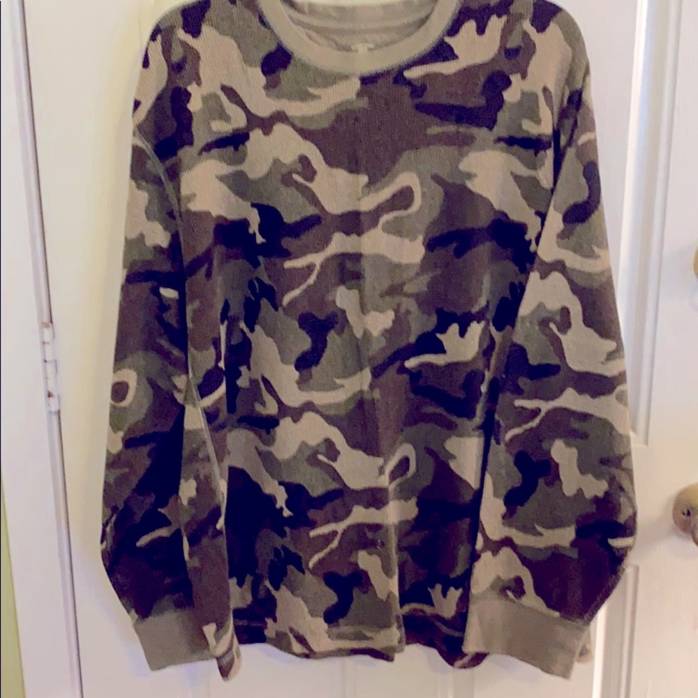 Faded Glory Long Sleeve Camouflage Tee  NEW W/O/T